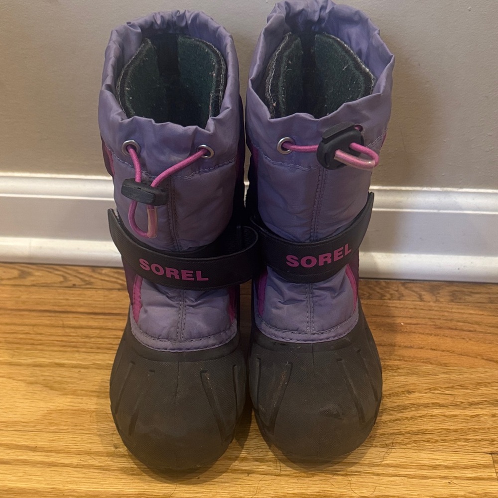 Sorel Kids' Purple and Black Snow Boots
